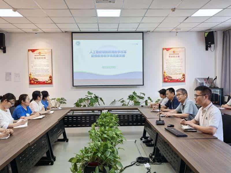 ab257ff42e05a9284a25ac880cbfe40a.jpg